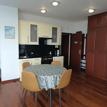 Apartamentyprzymorzu Reymonta Z Widokiem Na Morze Apartment